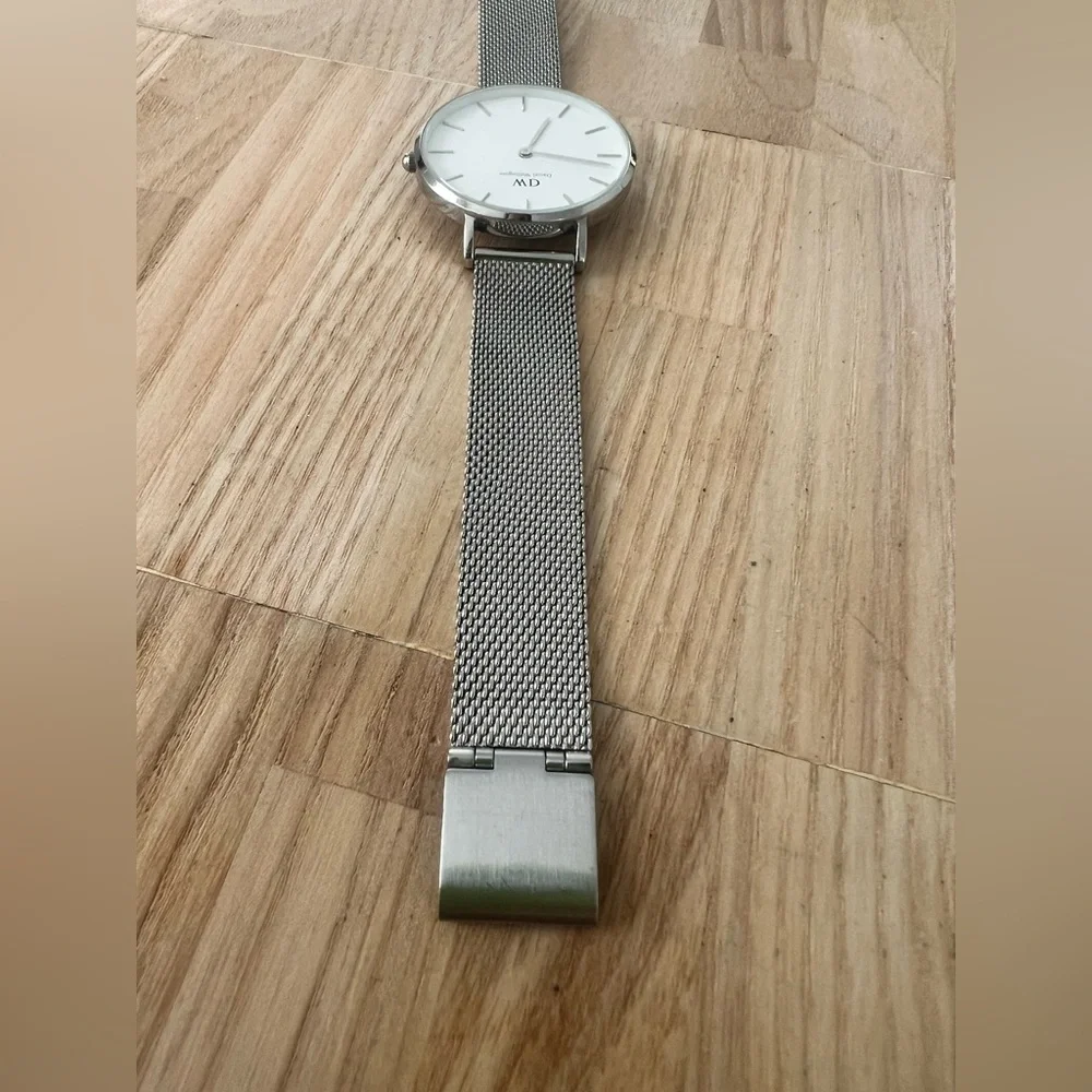 Daniel Wellington brand daniel